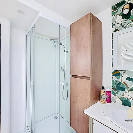 Léonard - Prestige Et Détente *